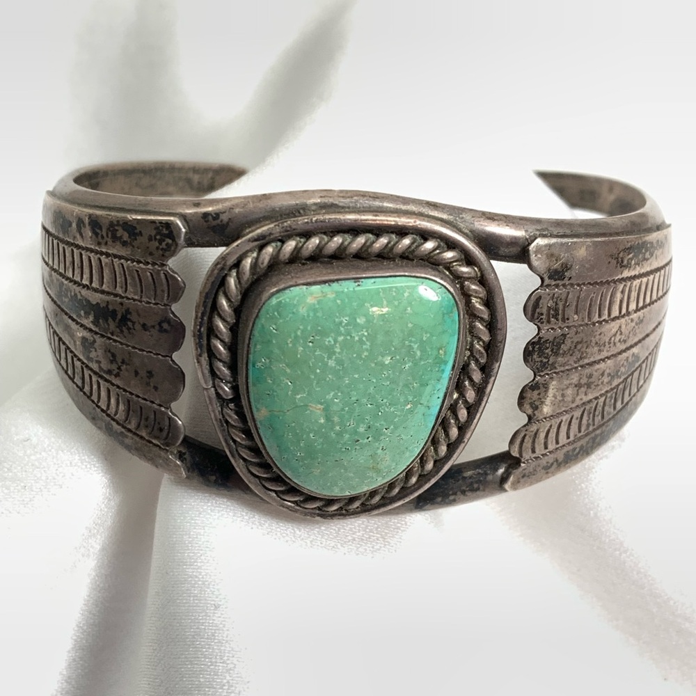 Sterling Silver Cuff GreenTurquoise Vintage signed FW Native American Bracelet